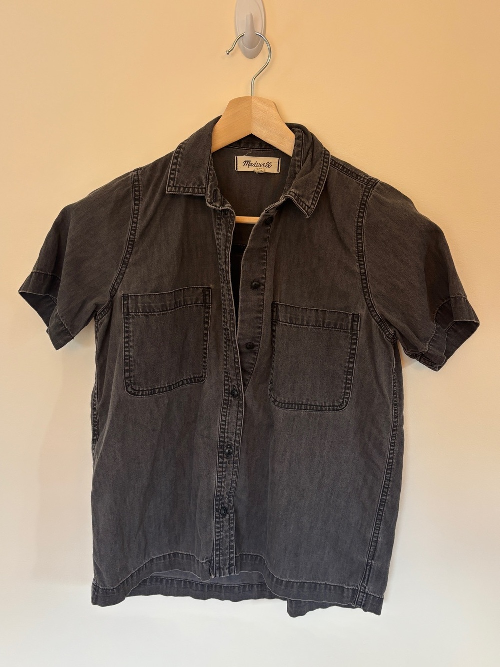 Madewell Washed Black Short-Sleeve Button-Down Shirt